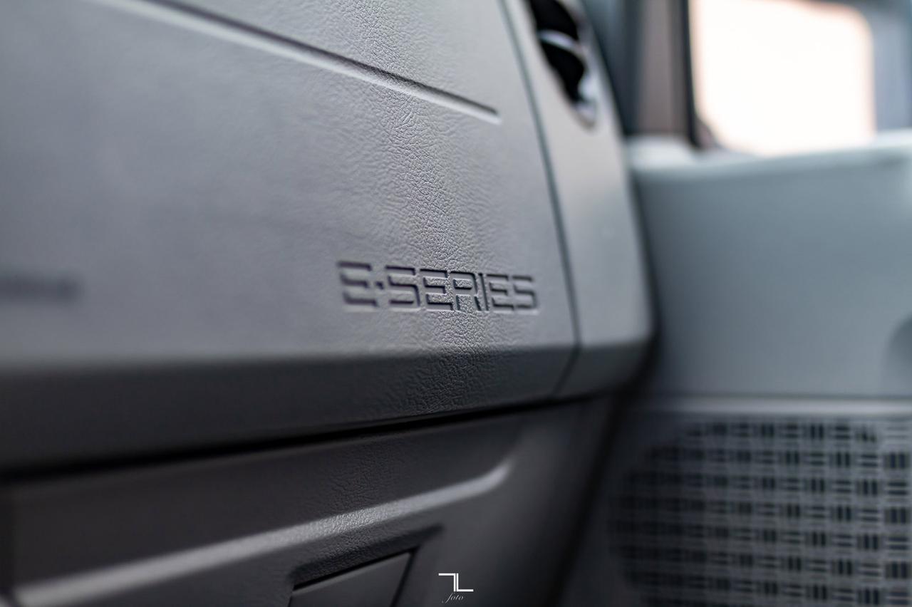 2016 Ford E-450 16 Ft. Cube Van Red Deer AB