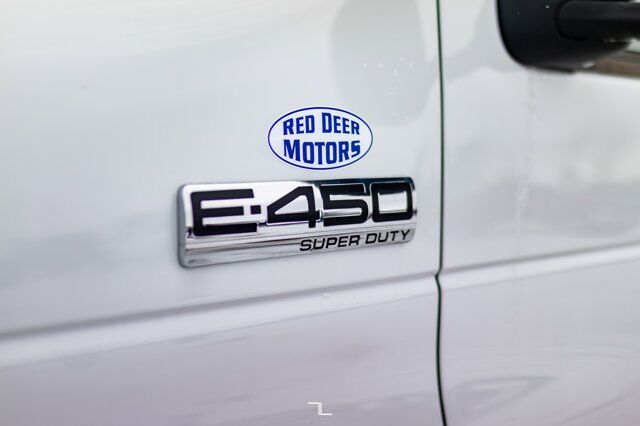 2016 Ford E-450 16 Ft. Cube Van Red Deer AB