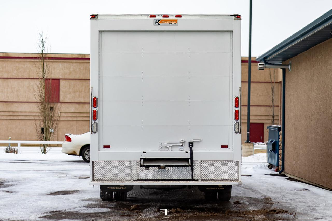 2016 Ford E-450 16 Ft. Cube Van Red Deer AB