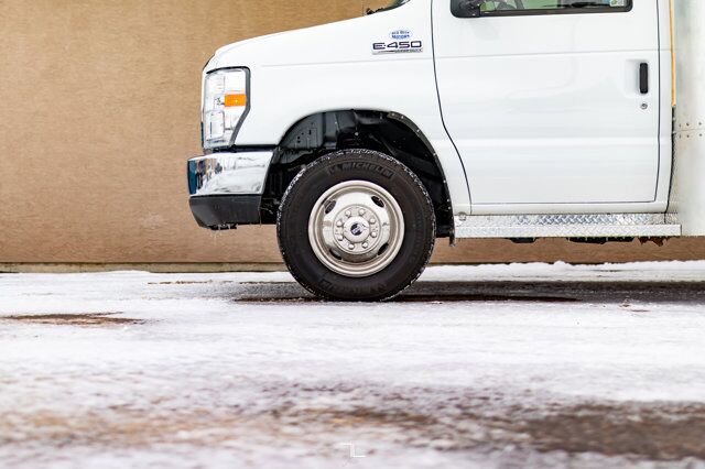 2016 Ford E-450 16 Ft. Cube Van Red Deer AB