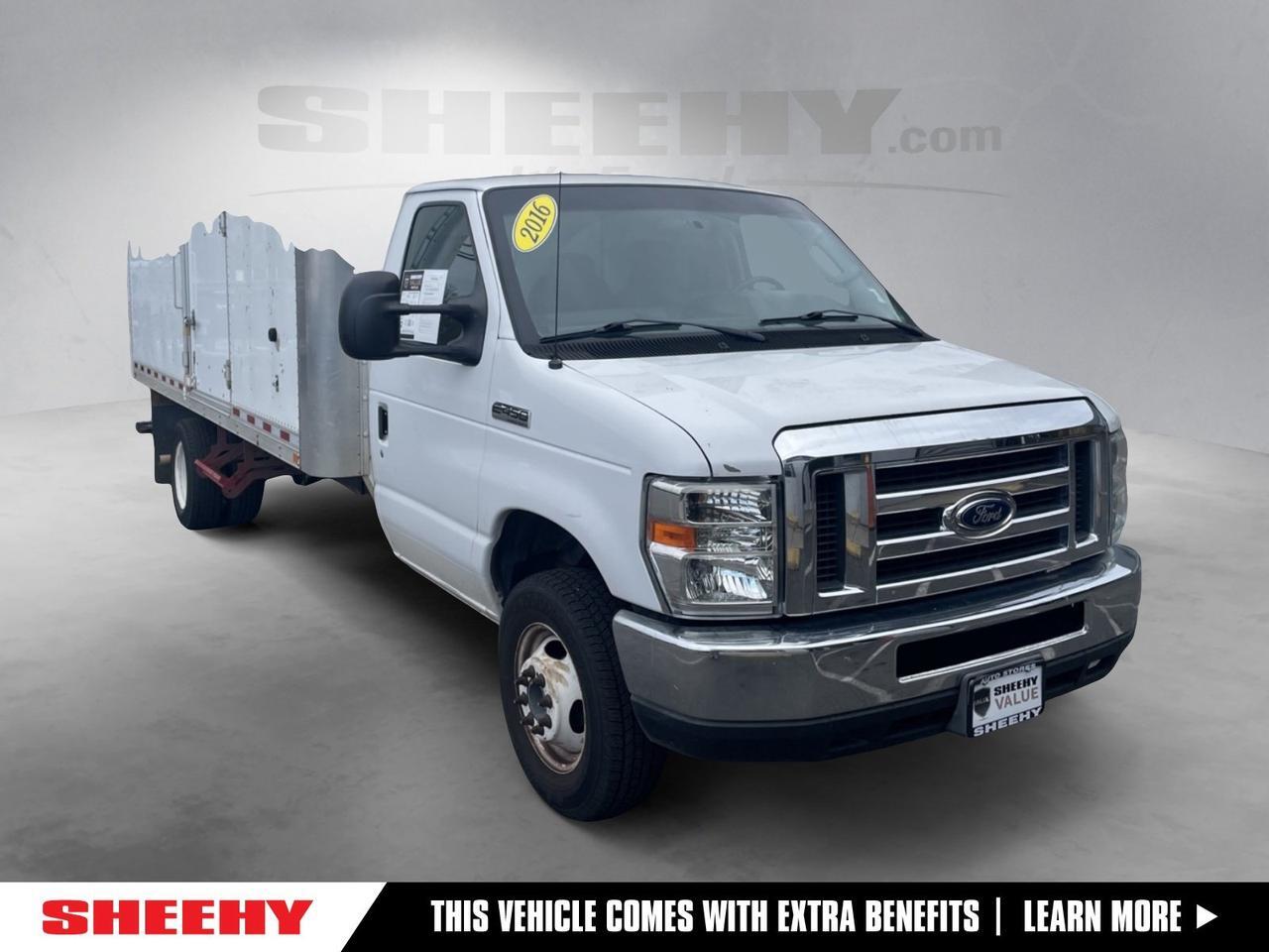 2016 Ford E-450SD Base