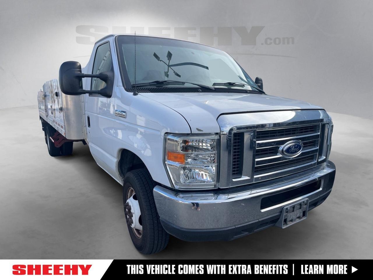 2016 Ford E-450SD Base