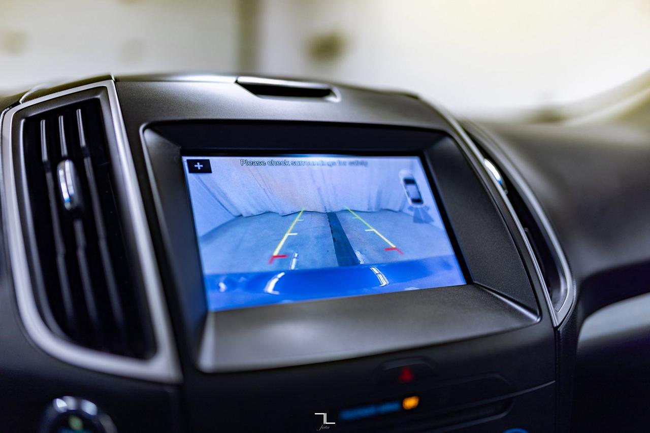 2016 Ford Edge AWD SEL Leather Roof Nav BCam Red Deer AB