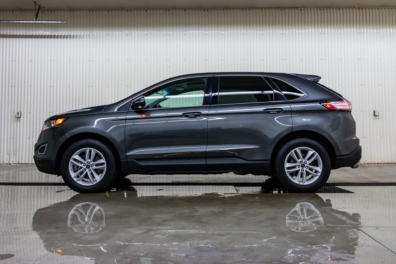 2016 Ford Edge AWD SEL Roof Nav BCam Red Deer AB