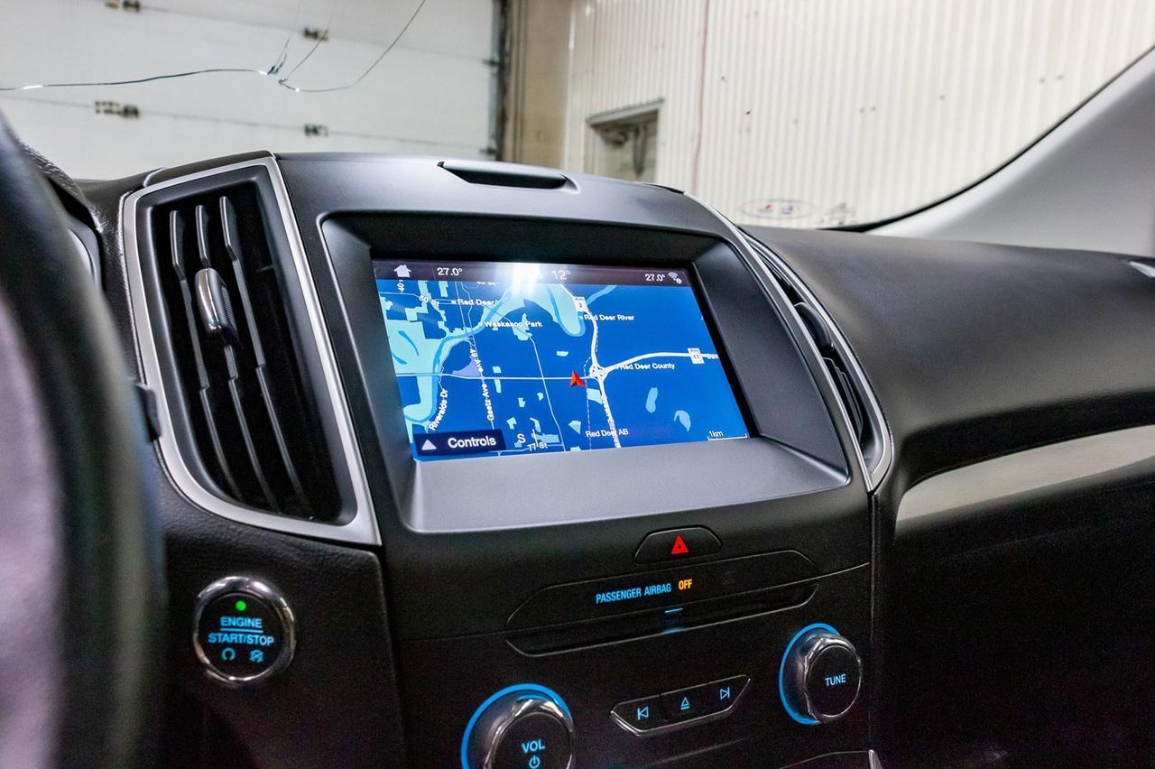2016 Ford Edge AWD SEL Roof Nav BCam Red Deer AB