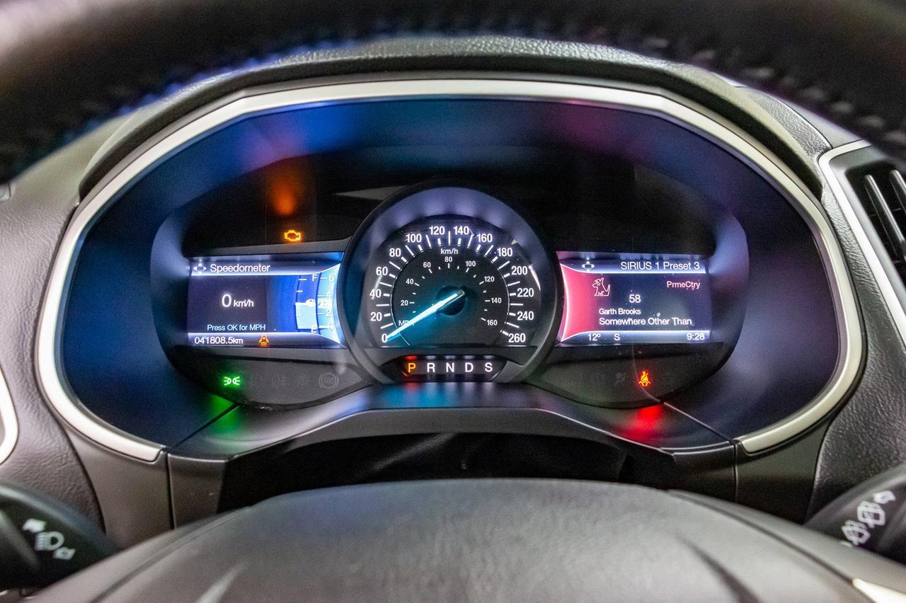 2016 Ford Edge AWD SEL Roof Nav BCam Red Deer AB