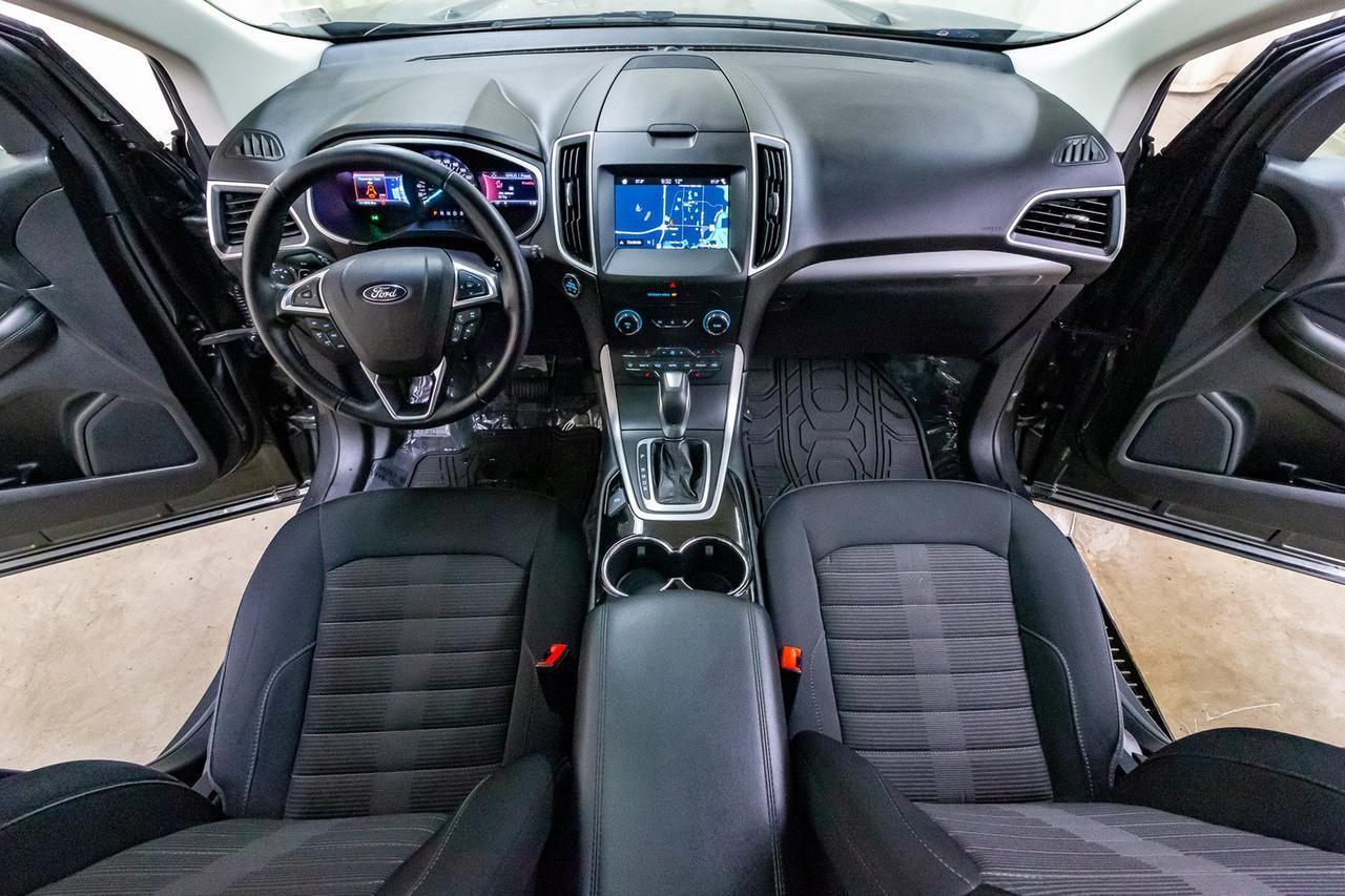 2016 Ford Edge AWD SEL Roof Nav BCam Red Deer AB