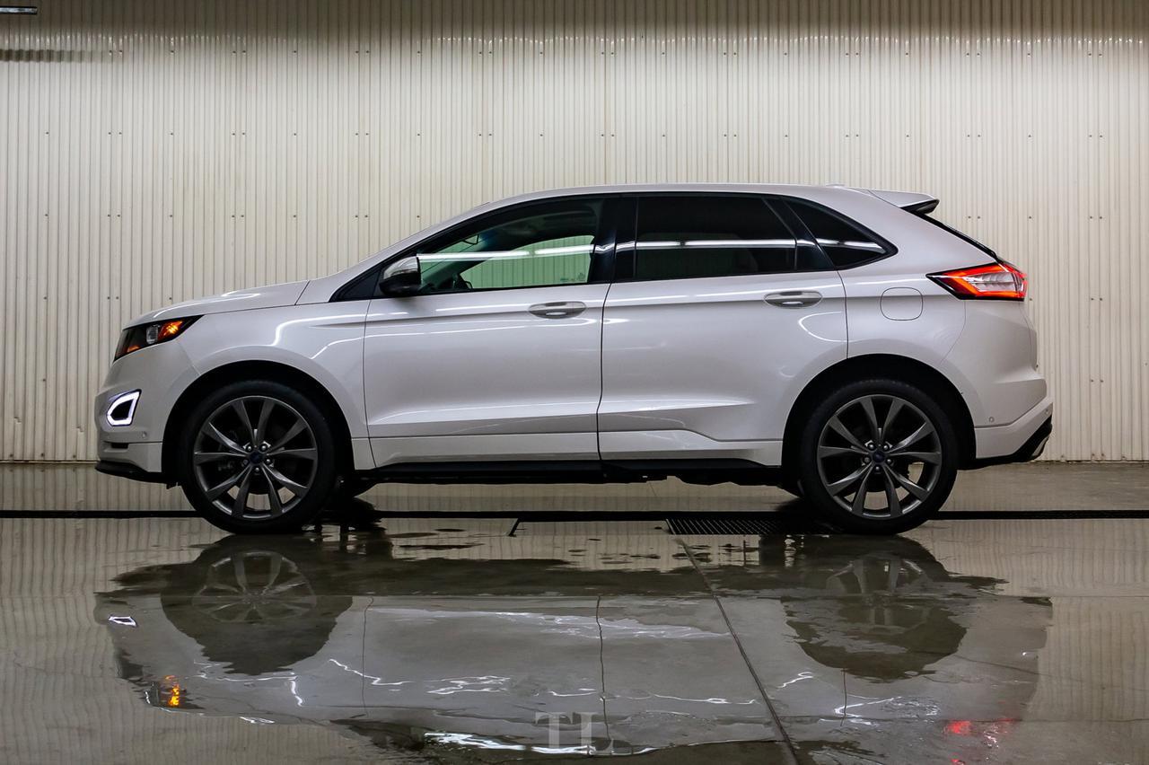 2016 Ford Edge AWD Sport Leather Roof Nav BCam Red Deer AB