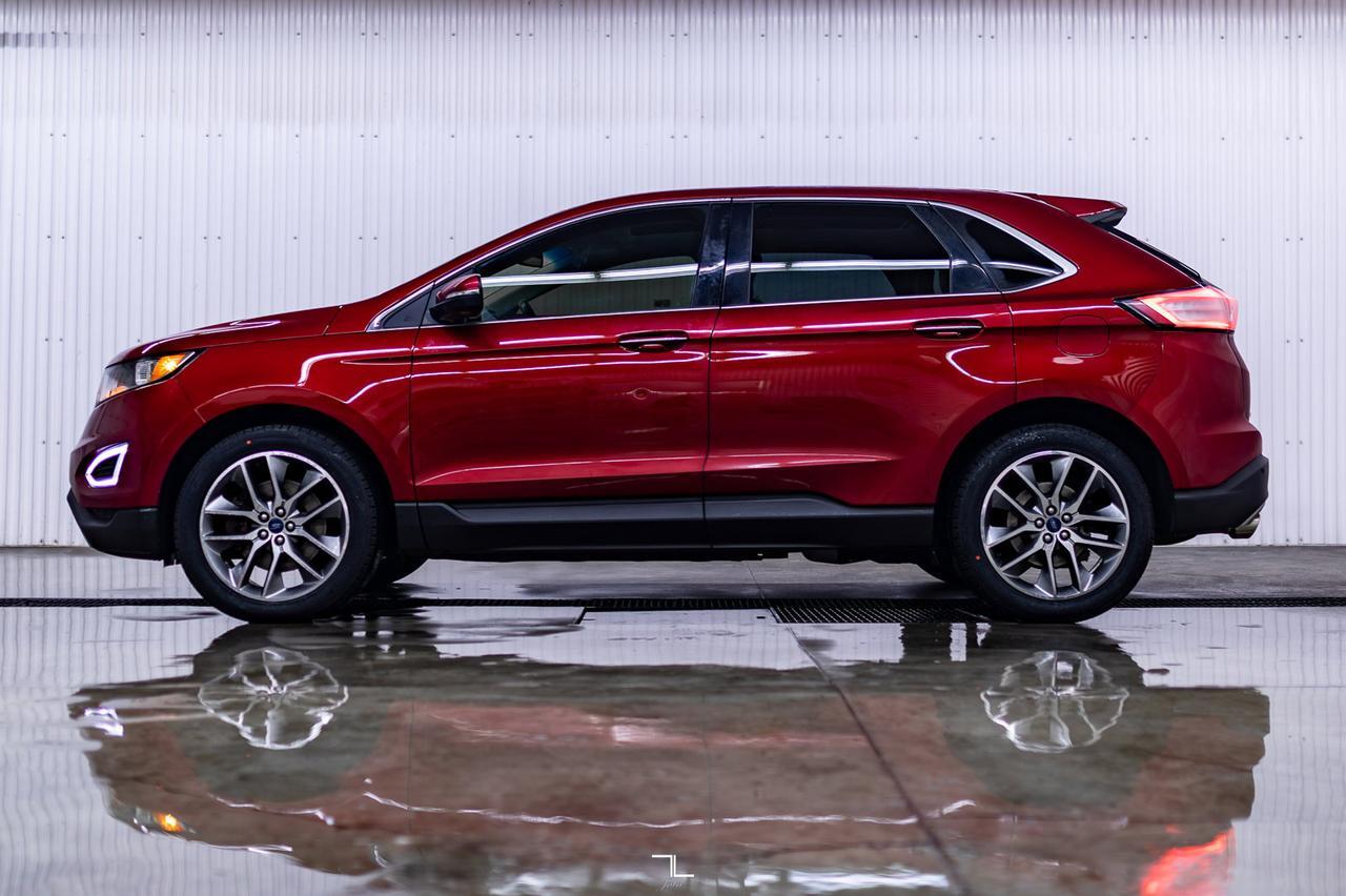 2016 Ford Edge AWD Titanium Leather Roof Nav BCam Red Deer AB