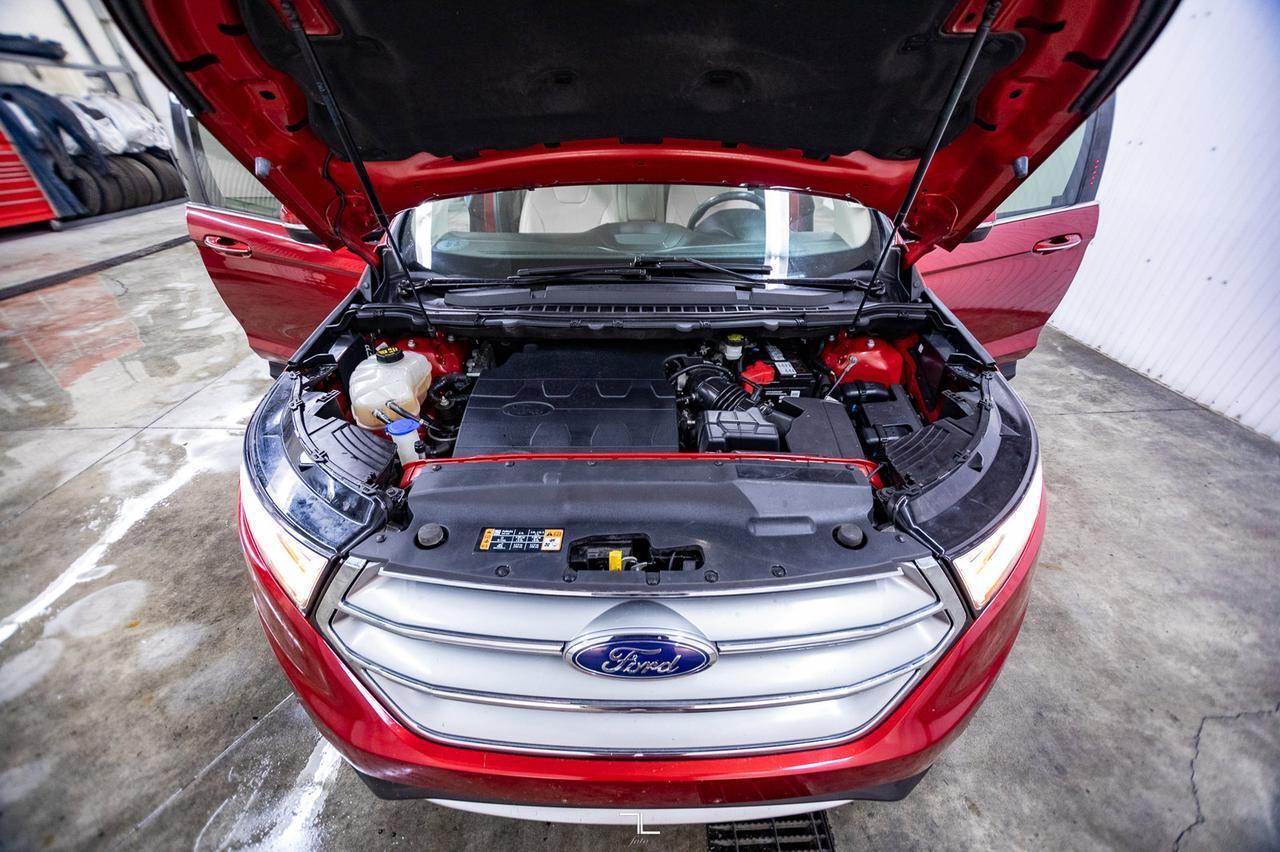 2016 Ford Edge AWD Titanium Leather Roof Nav BCam Red Deer AB