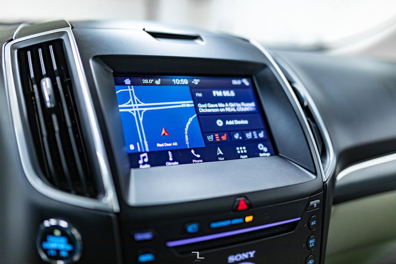 2016 Ford Edge AWD Titanium Leather Roof Nav BCam Red Deer AB