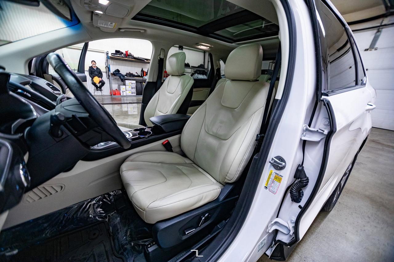 2016 Ford Edge AWD Titanium Leather Roof Nav BCam Red Deer AB