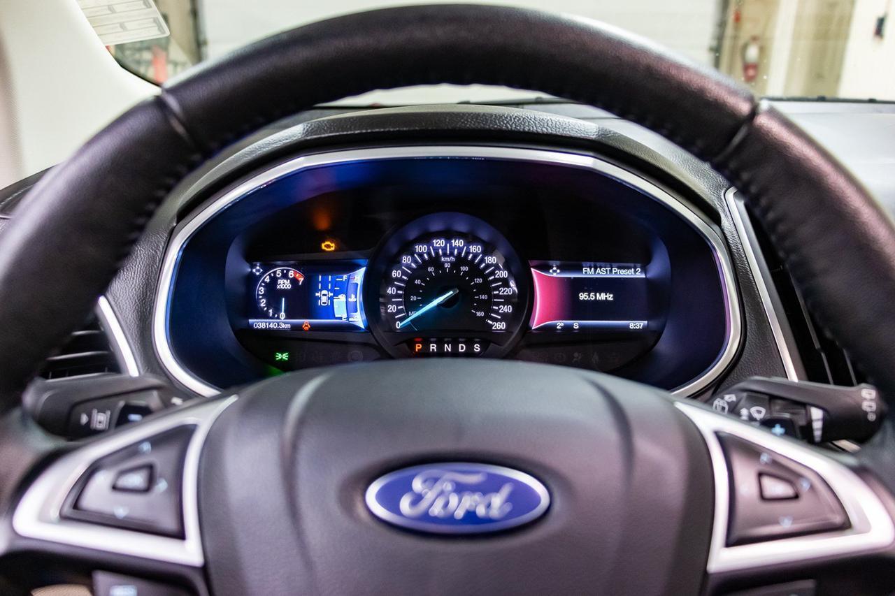 2016 Ford Edge AWD Titanium Leather Roof Nav Red Deer AB