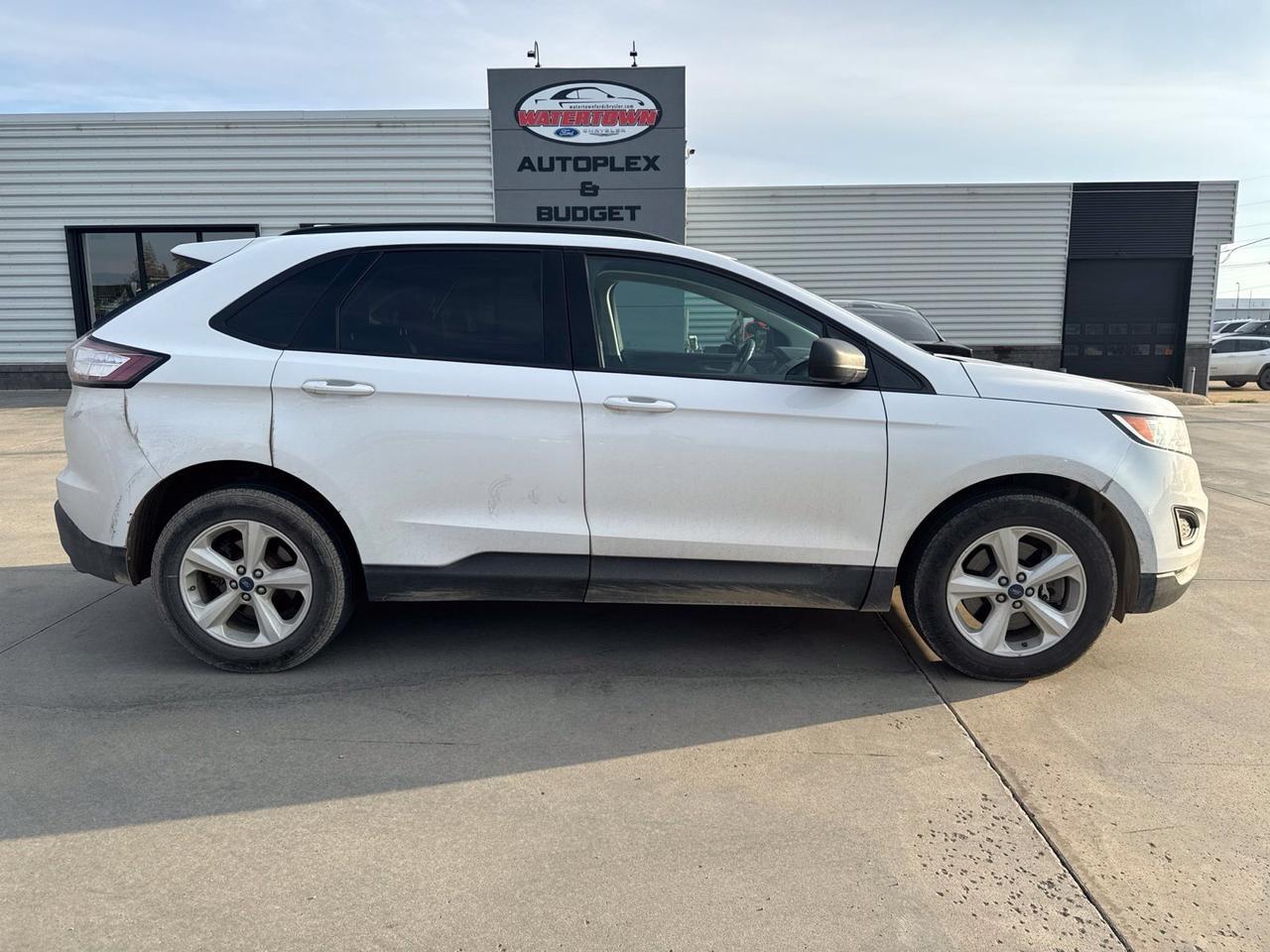 2016 Ford Edge SE
