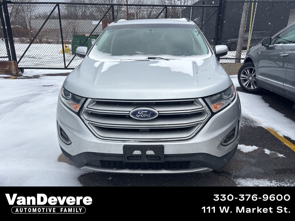 2016 Ford Edge