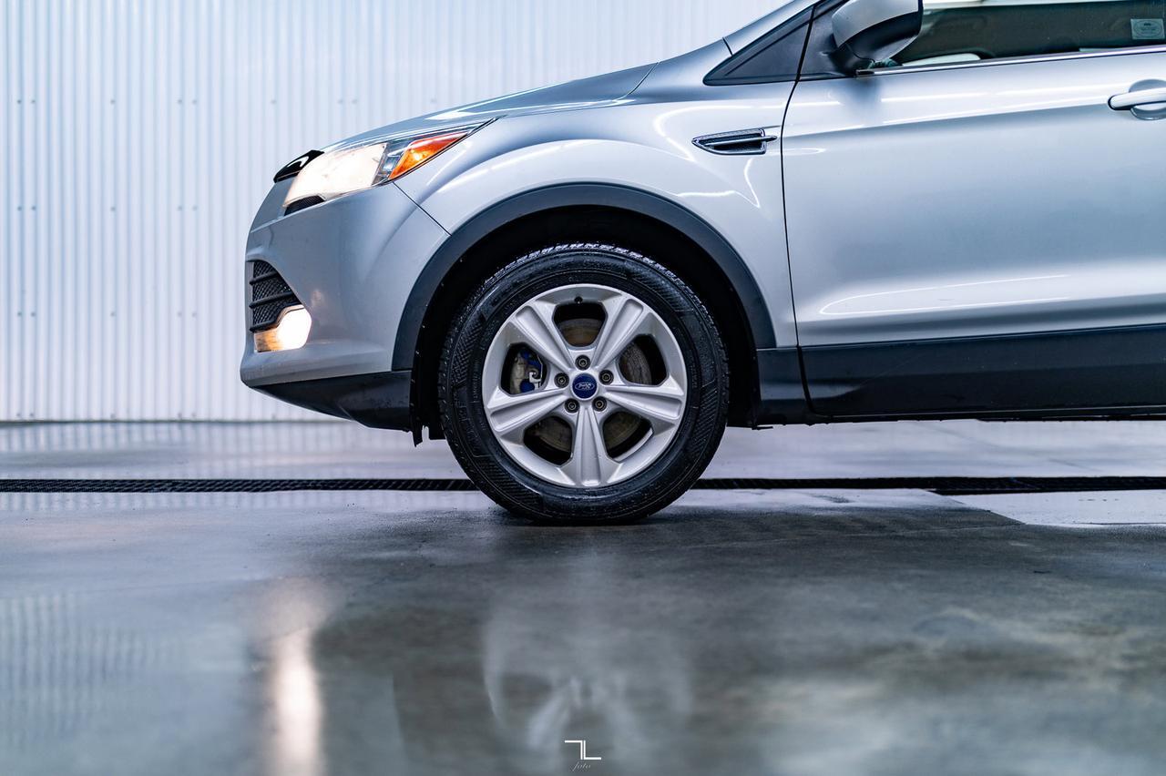 2016 Ford Escape AWD SE BCam HSeat Red Deer AB