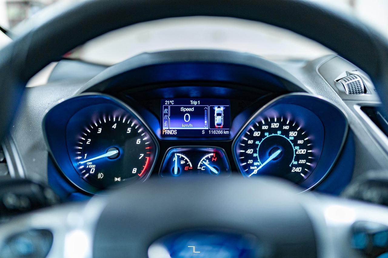 2016 Ford Escape AWD SE BCam HSeat Red Deer AB