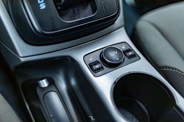 2016 Ford Escape AWD SE BCam HSeat Red Deer AB