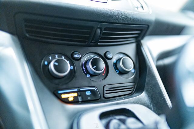 2016 Ford Escape AWD SE BCam HSeat Red Deer AB