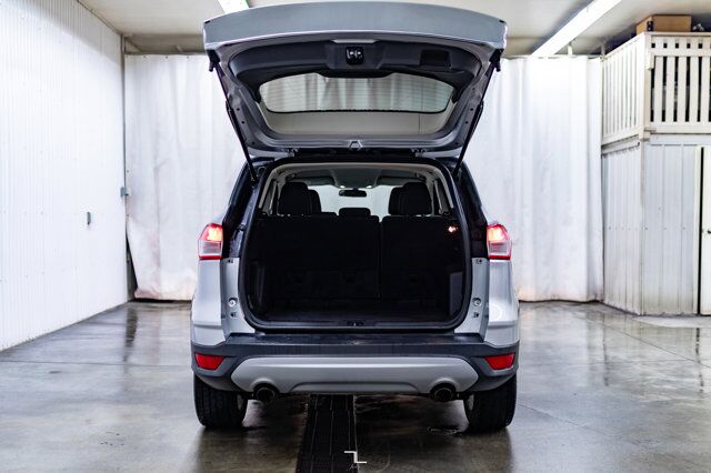 2016 Ford Escape AWD SE BCam HSeat Red Deer AB