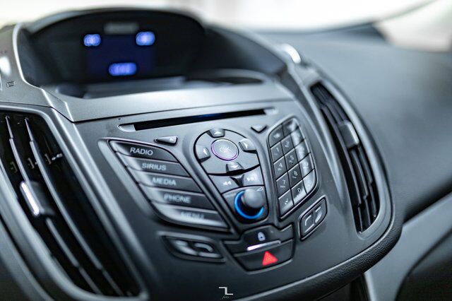 2016 Ford Escape AWD SE BCam HSeat Red Deer AB