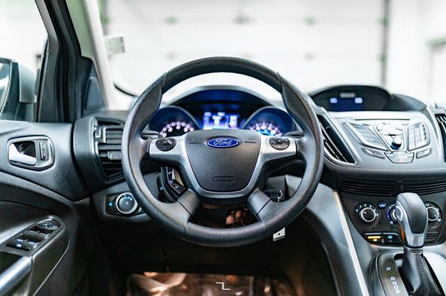 2016 Ford Escape AWD SE BCam HSeat Red Deer AB