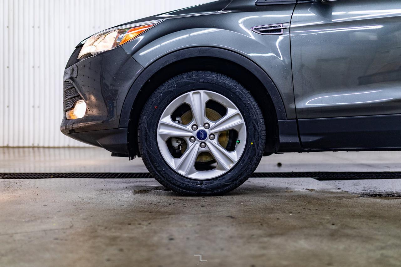 2016 Ford Escape FWD SE Nav BCam Red Deer AB