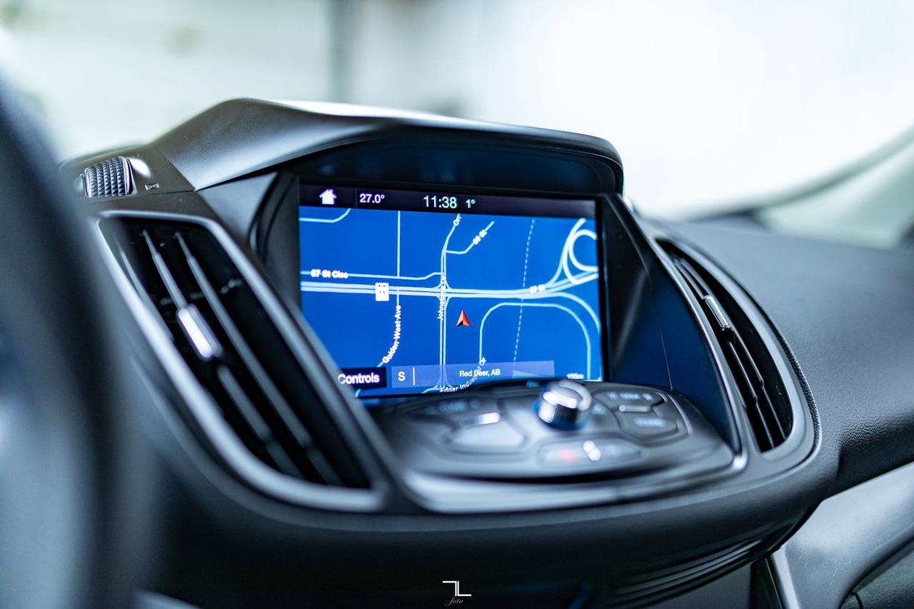 2016 Ford Escape FWD SE Nav BCam Red Deer AB