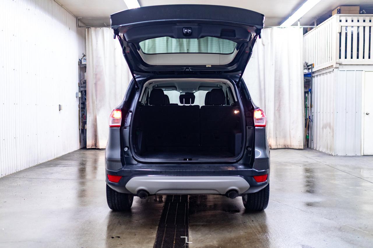 2016 Ford Escape FWD SE Nav BCam Red Deer AB