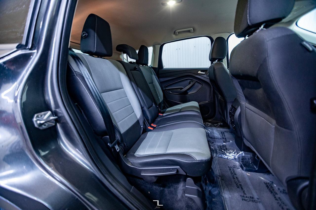 2016 Ford Escape FWD SE Nav BCam Red Deer AB