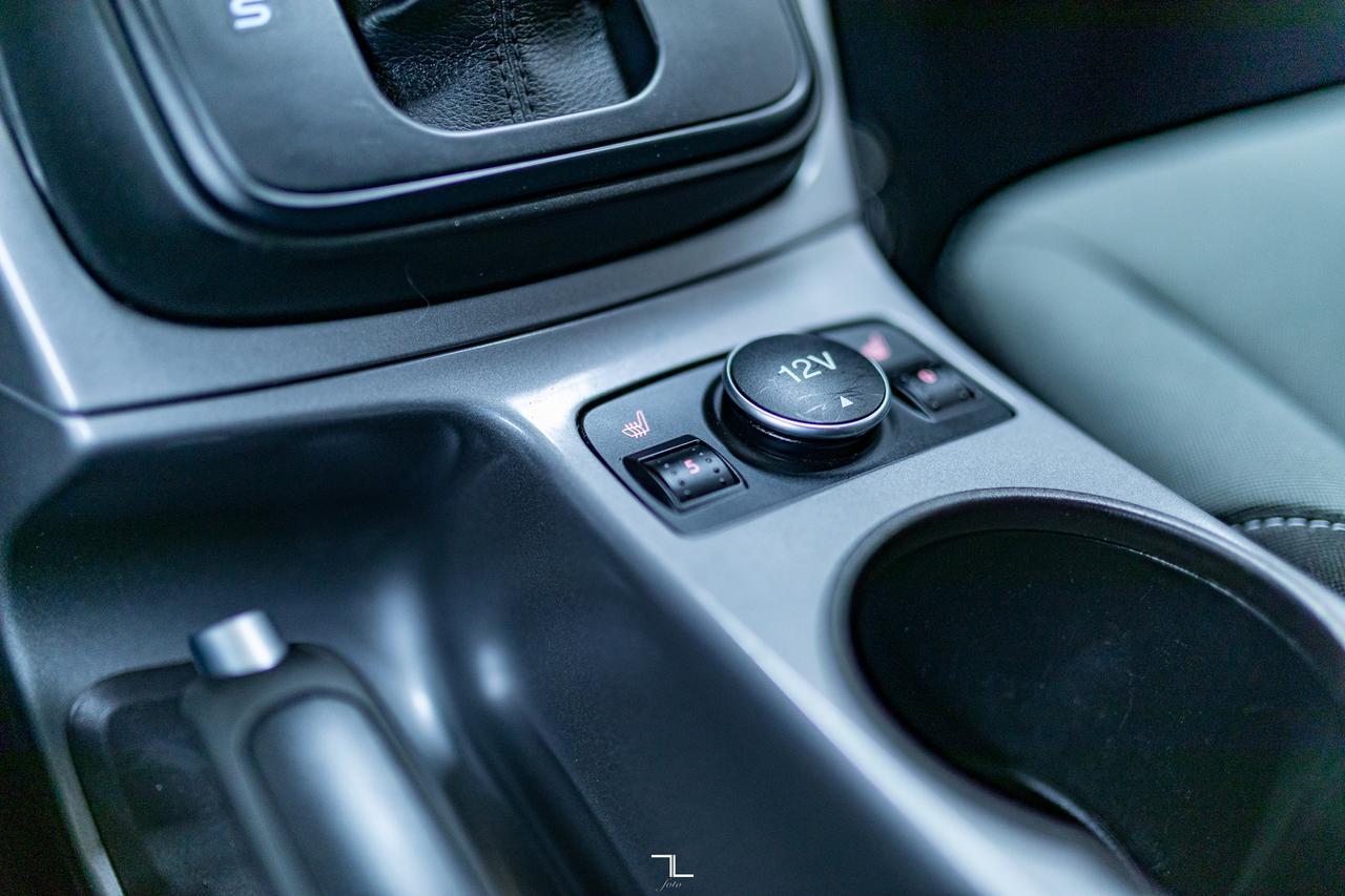 2016 Ford Escape FWD SE Nav BCam Red Deer AB