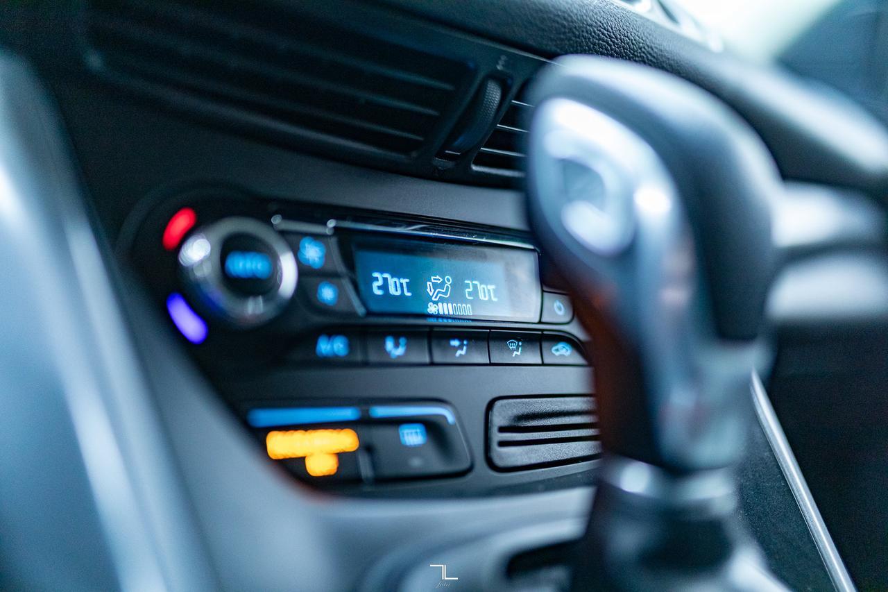 2016 Ford Escape FWD SE Nav BCam Red Deer AB