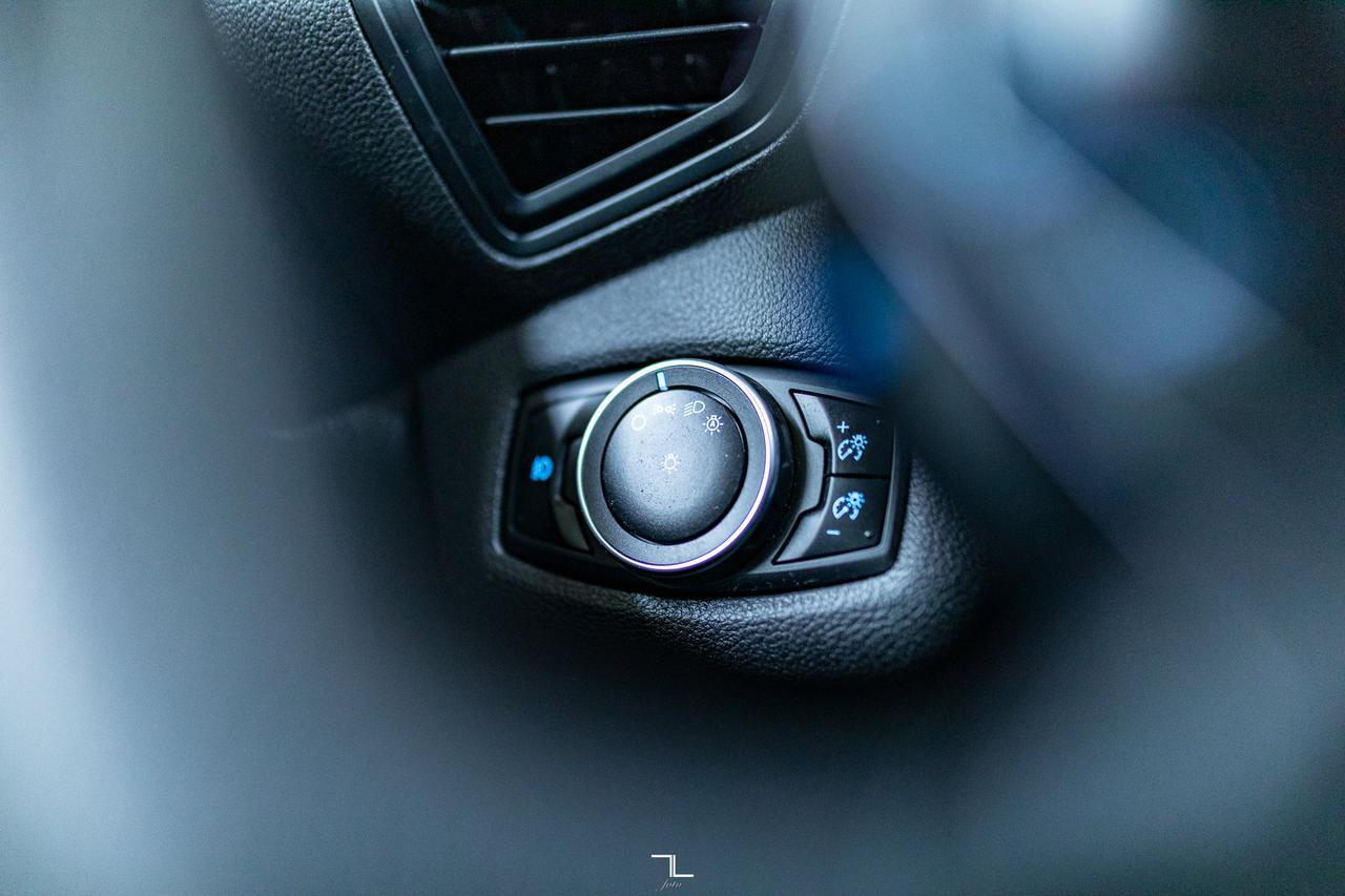 2016 Ford Escape FWD SE Nav BCam Red Deer AB