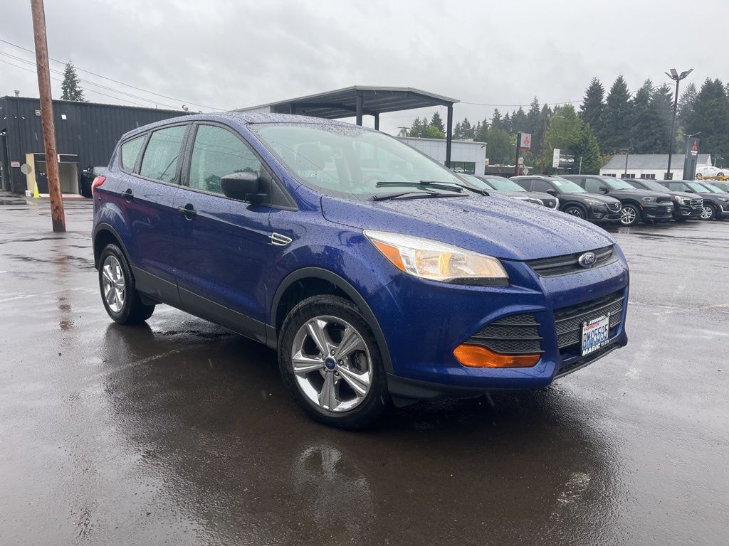 2016 Ford Escape S