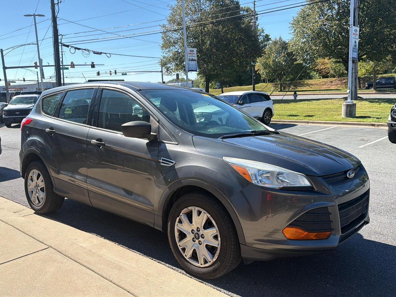 2016 Ford Escape S