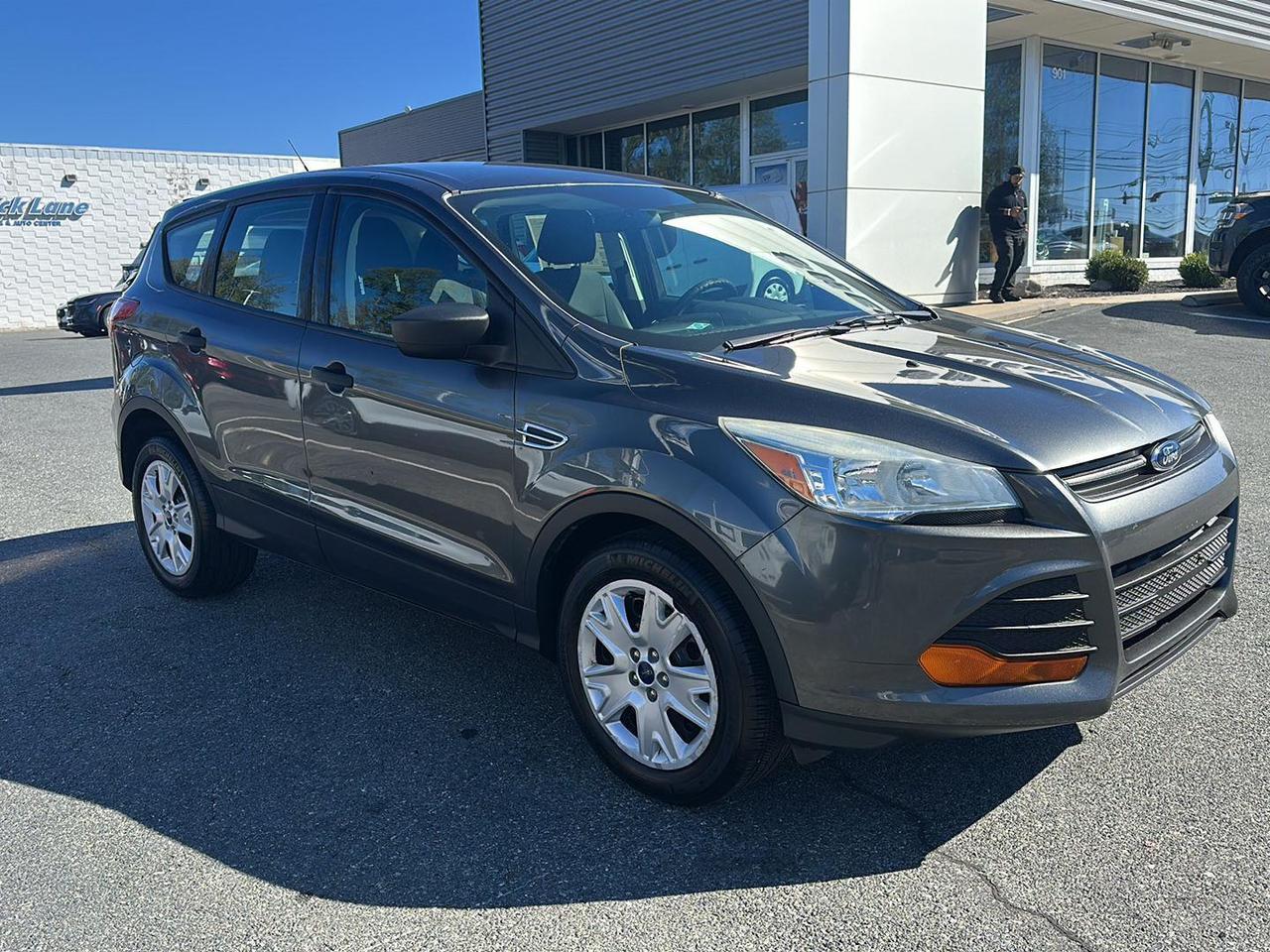 2016 Ford Escape S