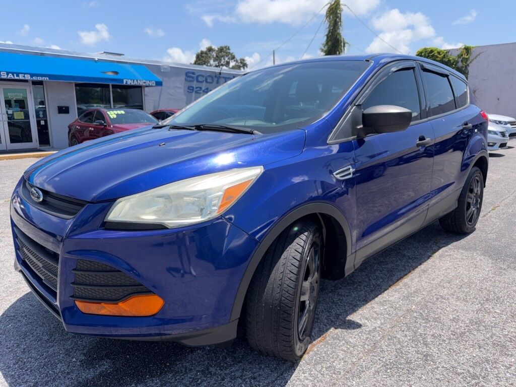 2016 Ford Escape S~CLEAN CARFAX~LOW MILES~ONLINE FINANCE AND SHIPPING AVAILABLE!!!!!