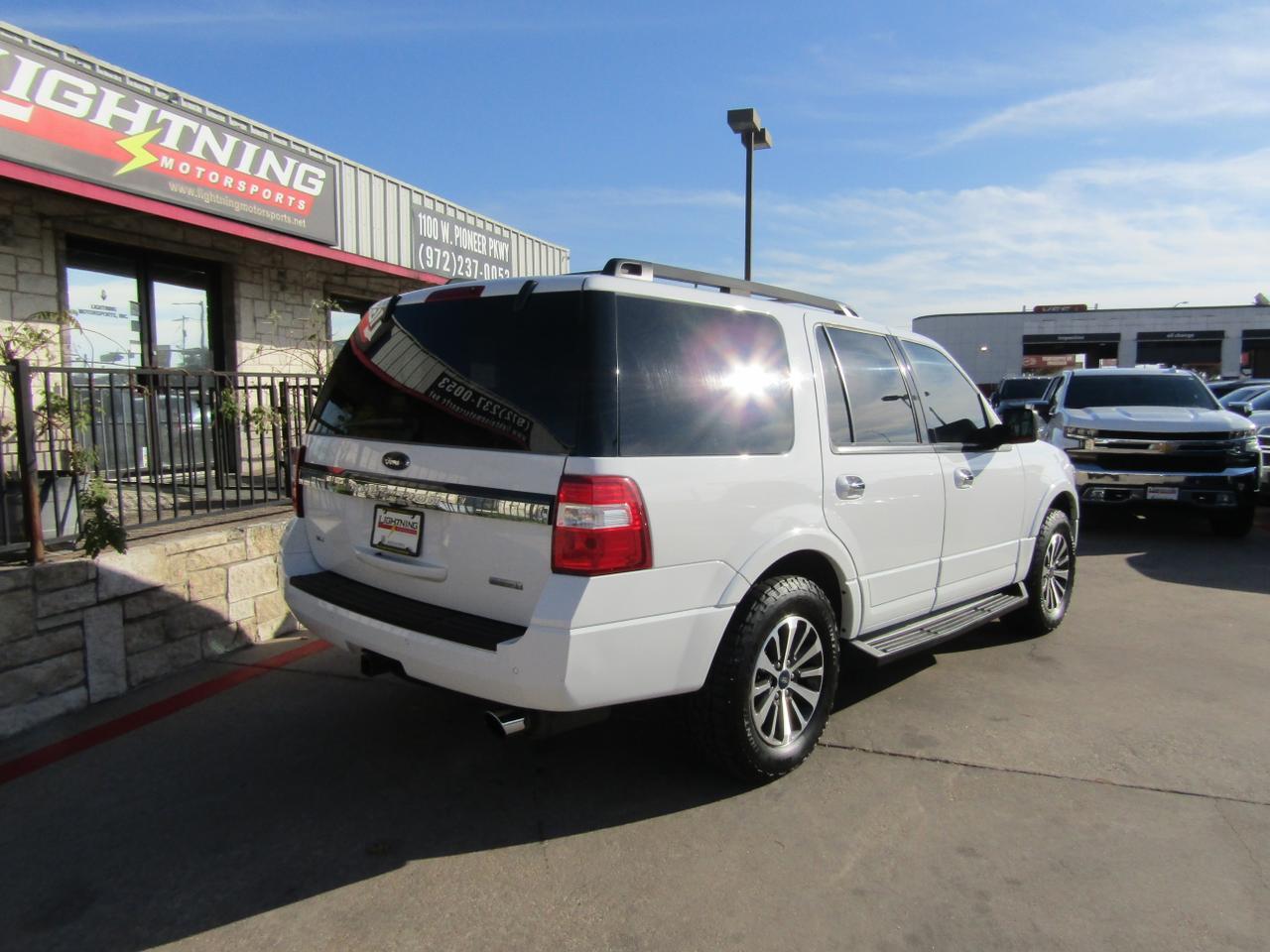 2016 Ford Expedition 2WD 4dr XLT Grand Prairie TX