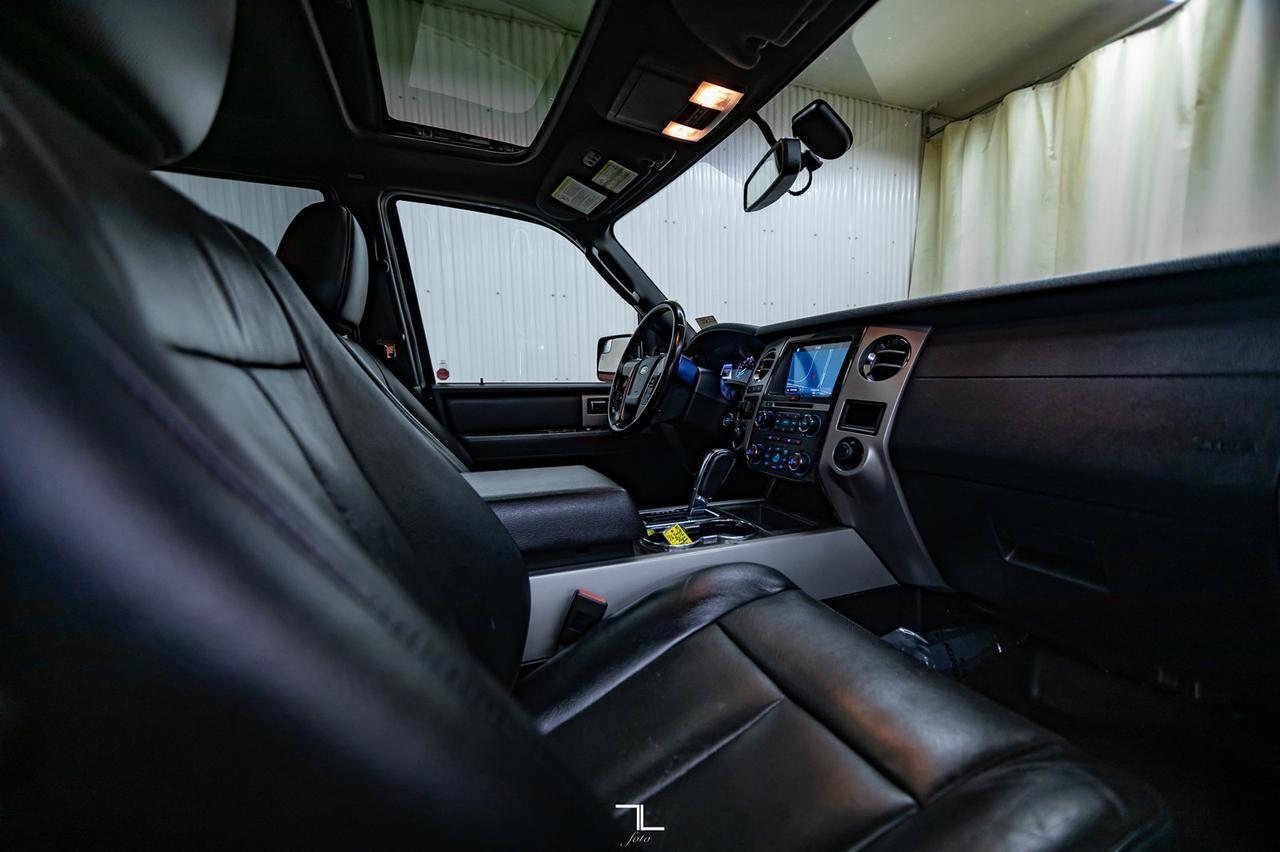 2016 Ford Expedition 4x4 Limited Leather Roof Nav BCam Red Deer AB