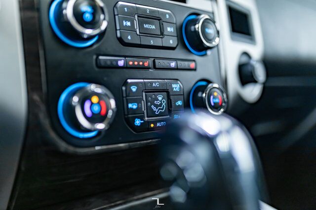 2016 Ford Expedition 4x4 Limited Leather Roof Nav BCam Red Deer AB