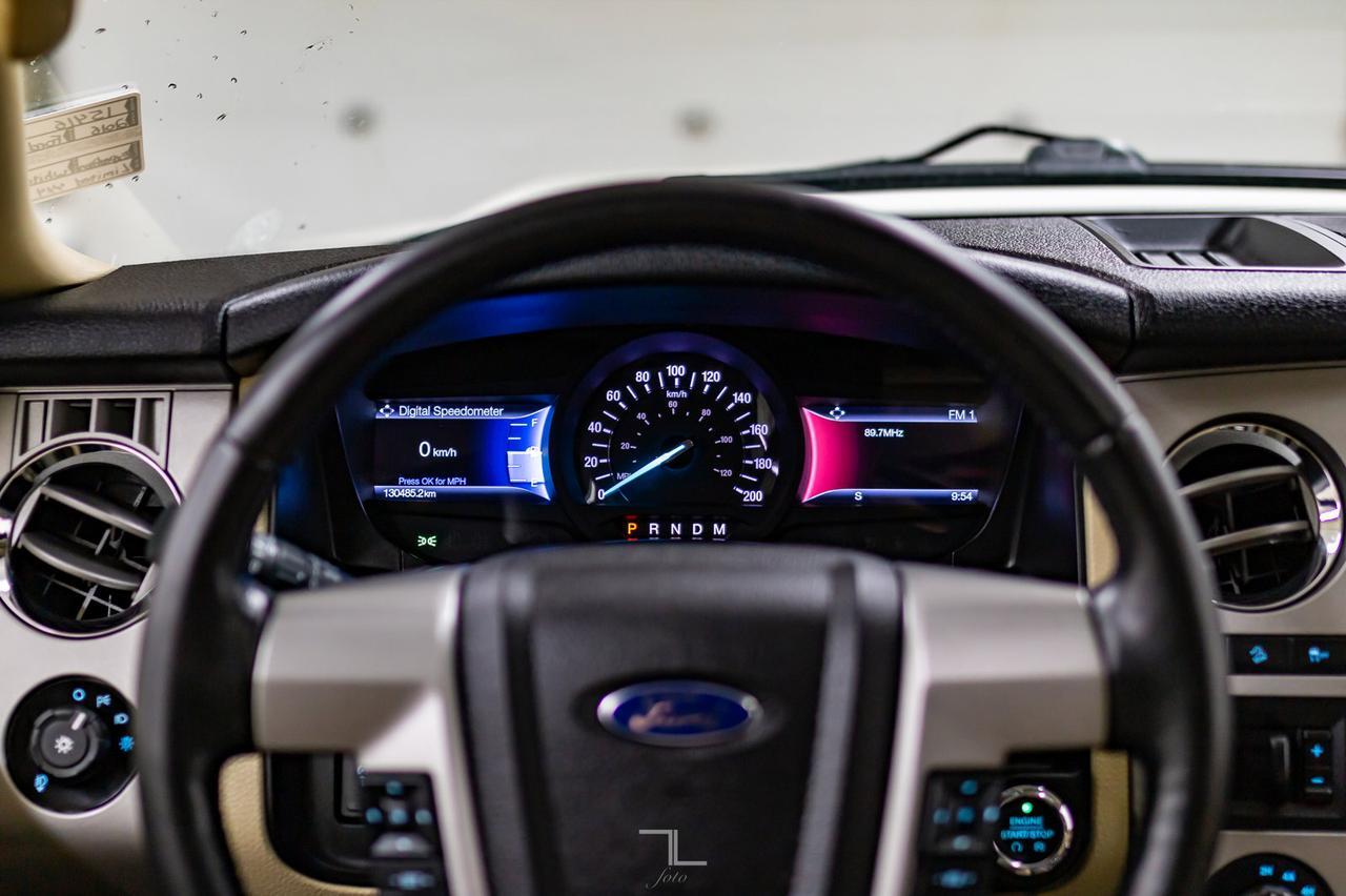 2016 Ford Expedition AWD Limited Leather Roof Nav BCam Red Deer AB