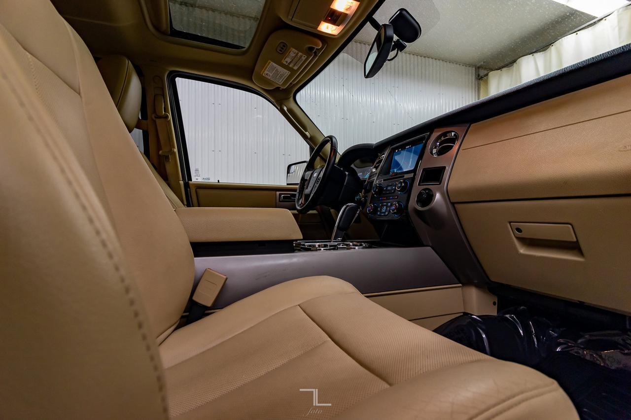 2016 Ford Expedition AWD Limited Leather Roof Nav BCam Red Deer AB