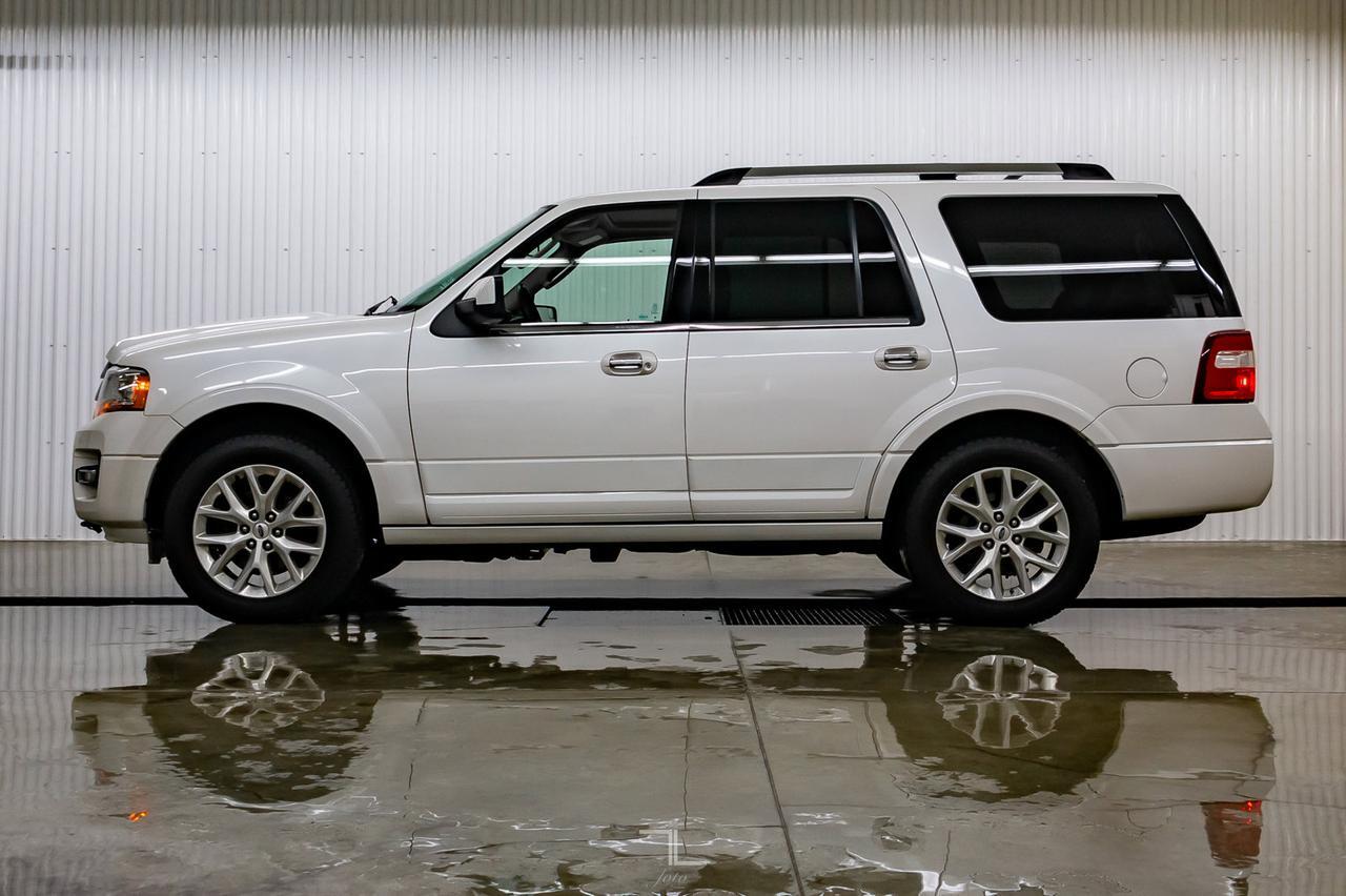 2016 Ford Expedition AWD Limited Leather Roof Nav BCam Red Deer AB