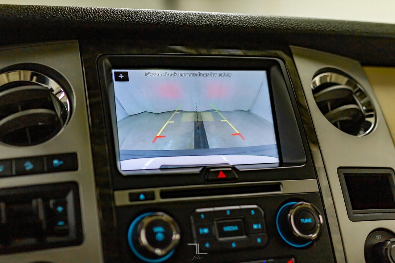 2016 Ford Expedition AWD Limited Leather Roof Nav BCam Red Deer AB