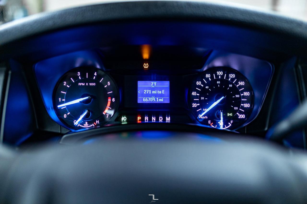 2016 Ford Expedition Max 4x4 XL BCam Third Row Red Deer AB