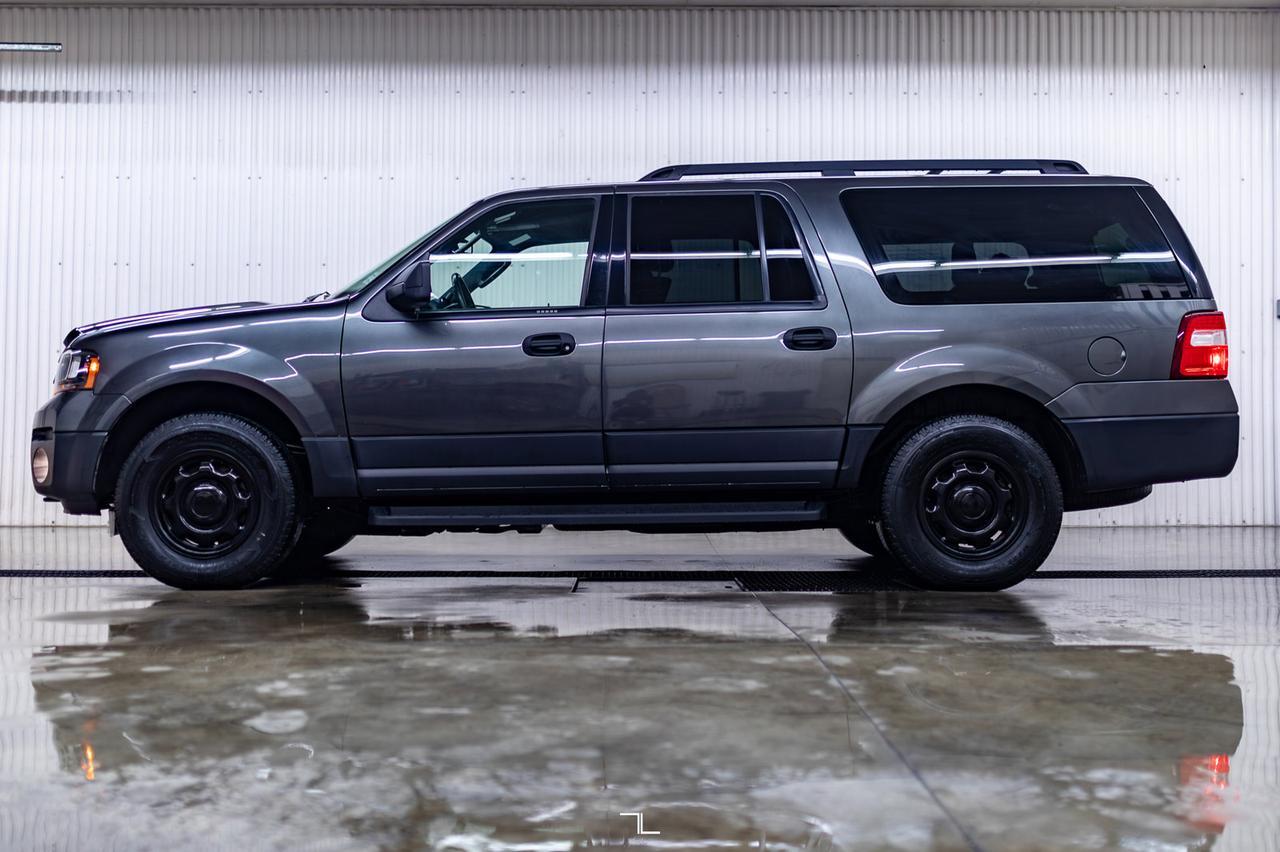 2016 Ford Expedition Max 4x4 XL BCam Third Row Red Deer AB