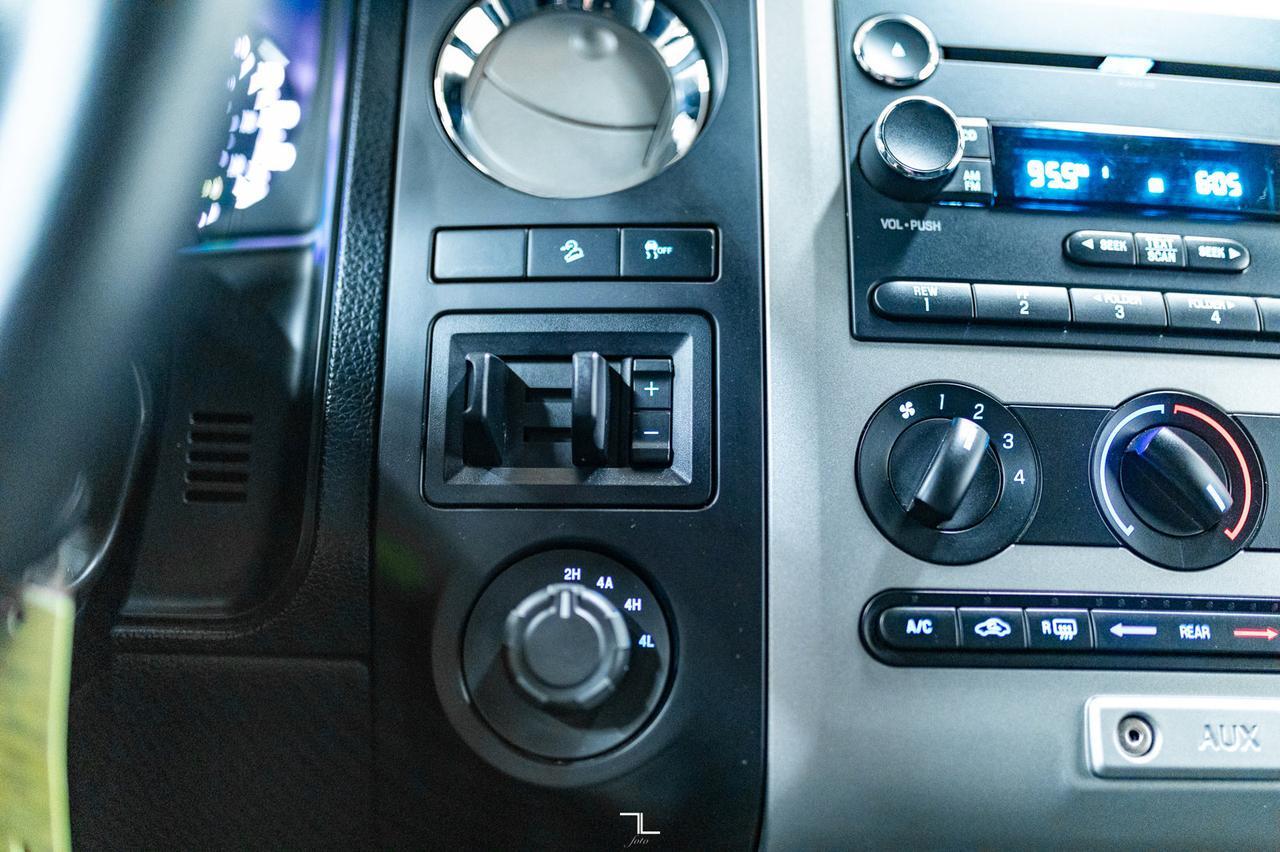 2016 Ford Expedition Max 4x4 XL BCam Third Row Red Deer AB