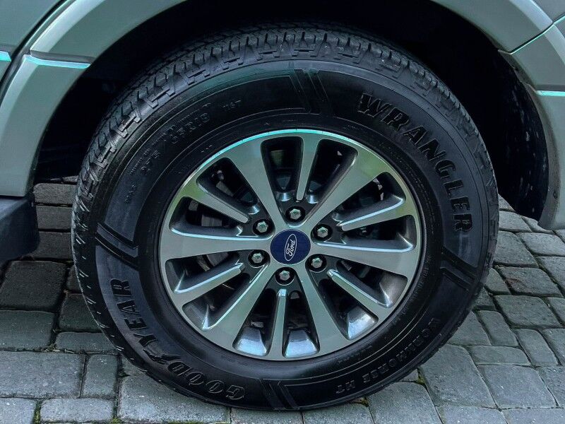 2016 Ford Expedition XLT Wilmington NC