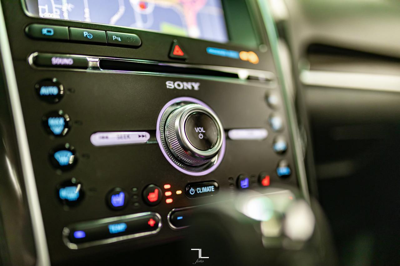 2016 Ford Explorer AWD Limited Leather Roof Nav BCam Red Deer AB