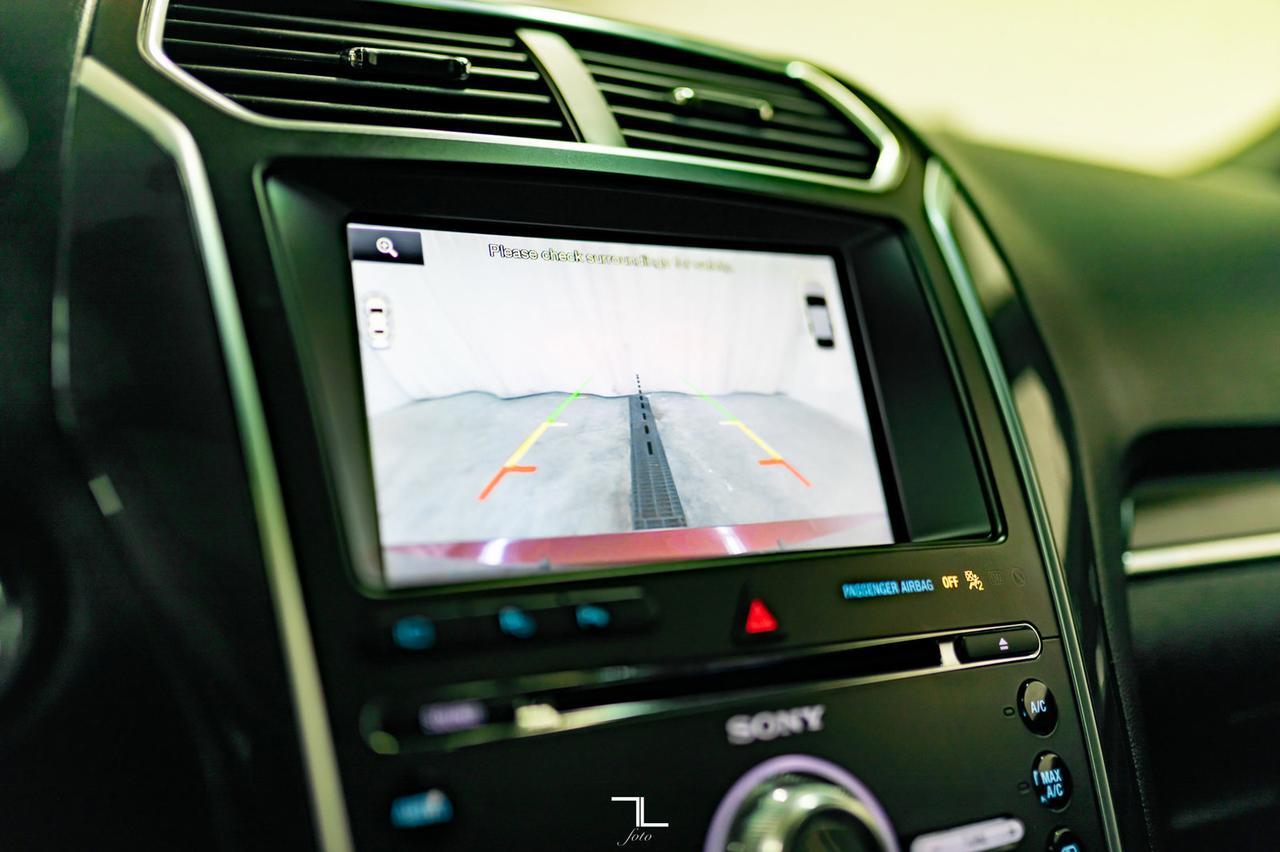 2016 Ford Explorer AWD Limited Leather Roof Nav BCam Red Deer AB